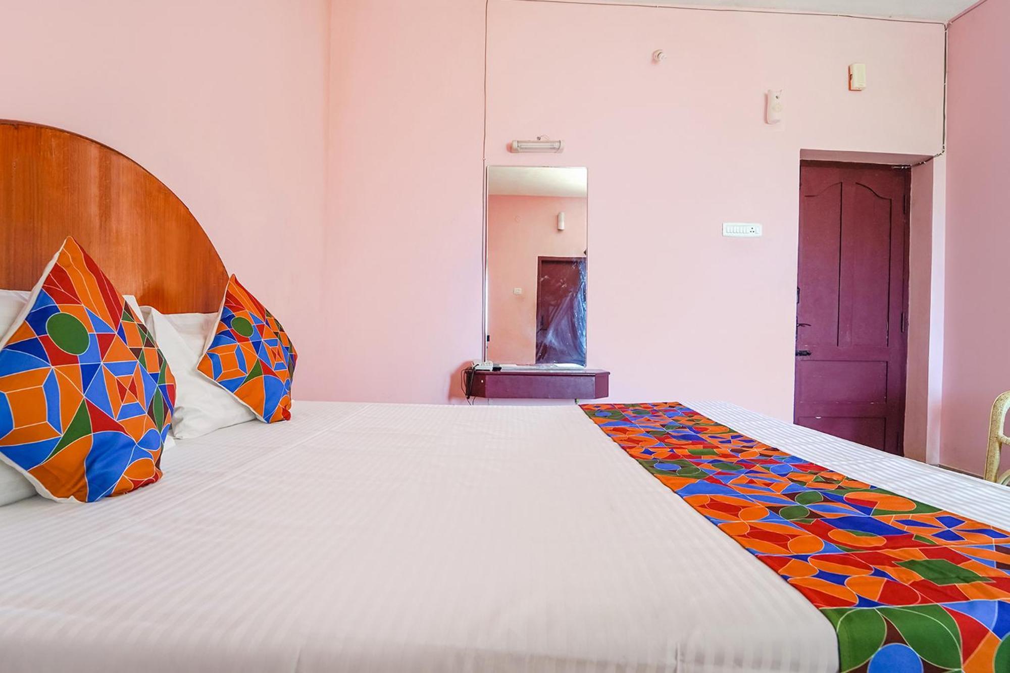 Fabexpress Corner Stone Hotell Kodaikanal Exteriör bild
